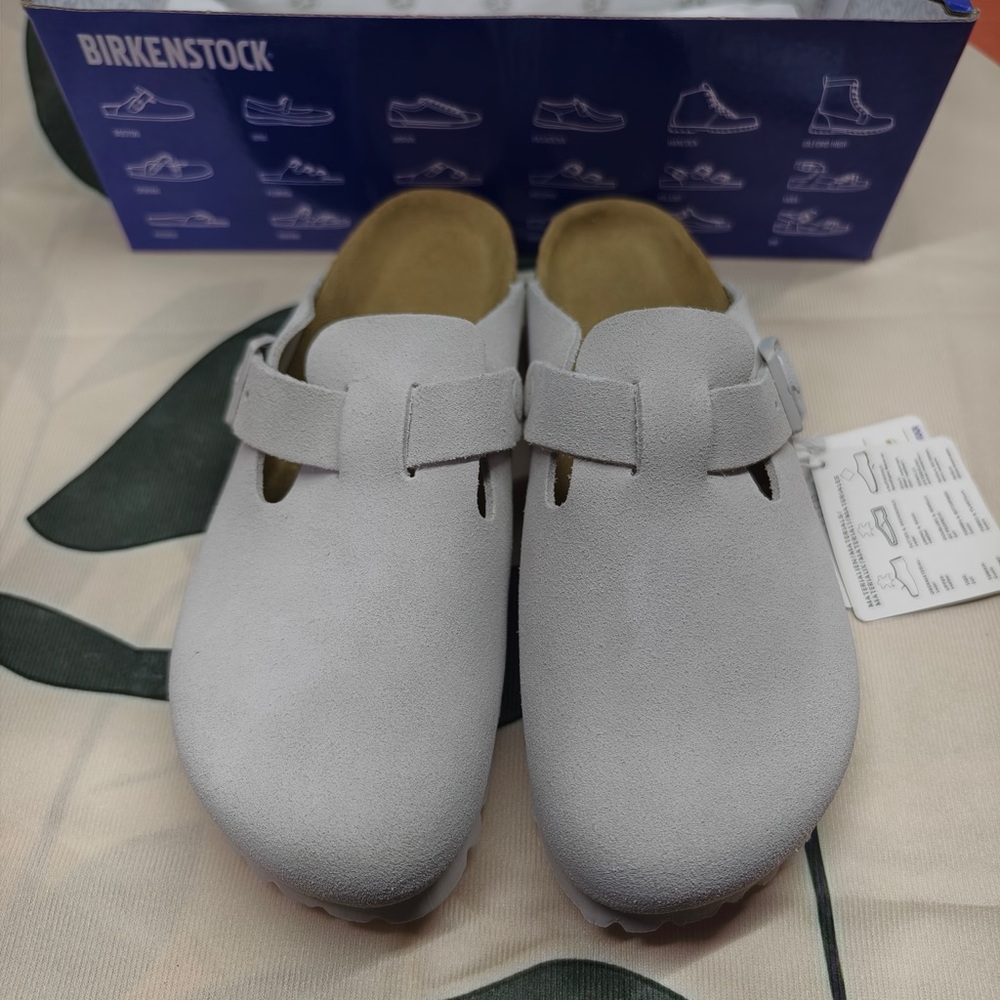 Birkenstock Boston narrow | Cork footbed and suede upper | New with tags